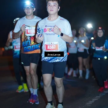 Runner Photo 4347294