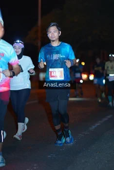 Runner Photo 4347350