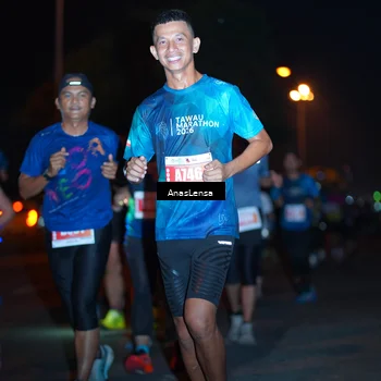 Runner Photo 4347358