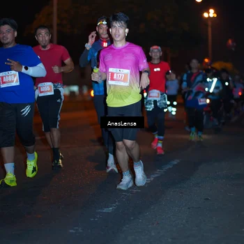 Runner Photo 4347385