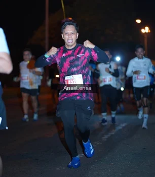 Runner Photo 4347437