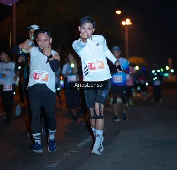 Runner Photo 4347439