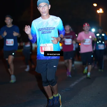 Runner Photo 4347453