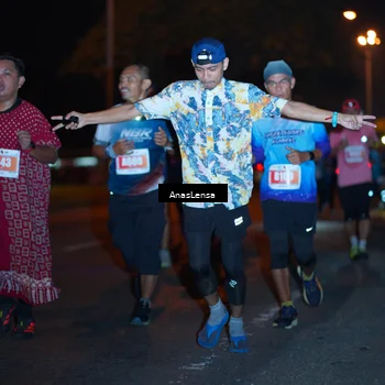 Runner Photo 4347458