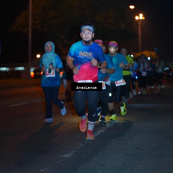 Runner Photo 4347483