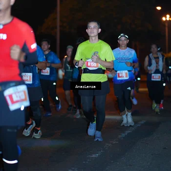 Runner Photo 4347497