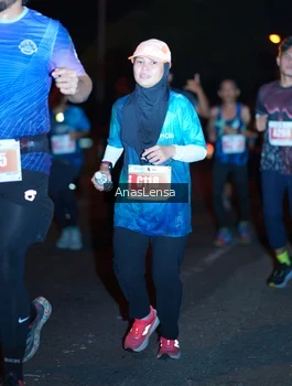 Runner Photo 4347750