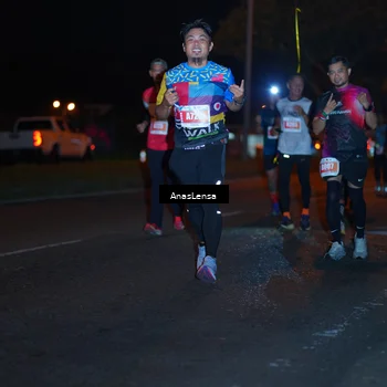 Runner Photo 4347805