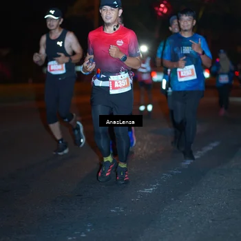 Runner Photo 4347827