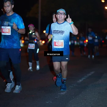 Runner Photo 4347998