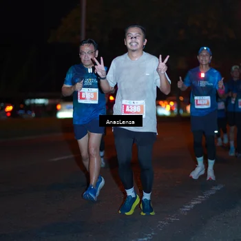 Runner Photo 4348004