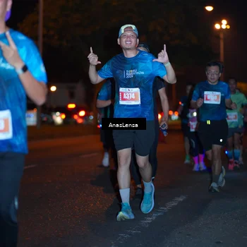 Runner Photo 4348049