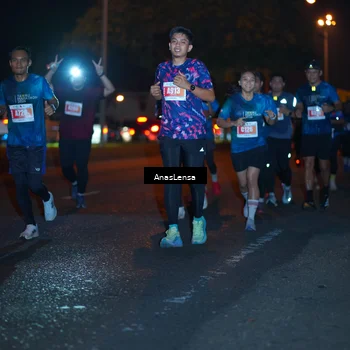 Runner Photo 4348136