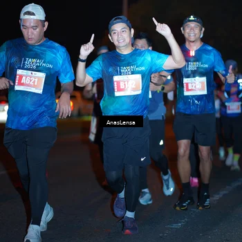 Runner Photo 4348230