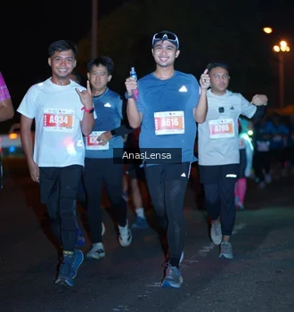 Runner Photo 4348303