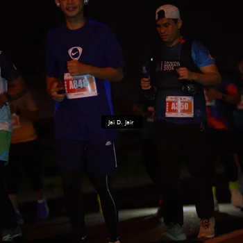Runner Photo 4348395