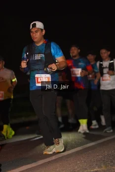 Runner Photo 4348415
