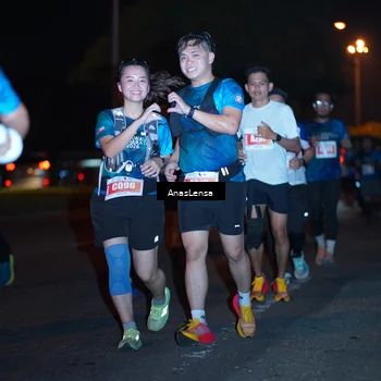 Runner Photo 4348430