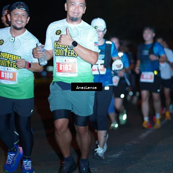 Runner Photo 4348438