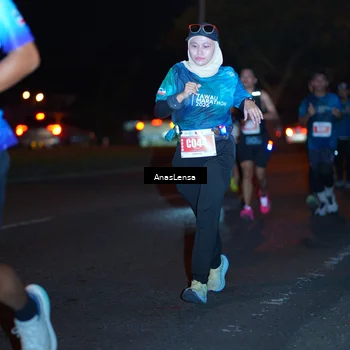 Runner Photo 4348472