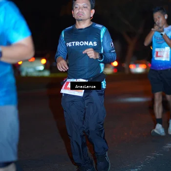 Runner Photo 4348497