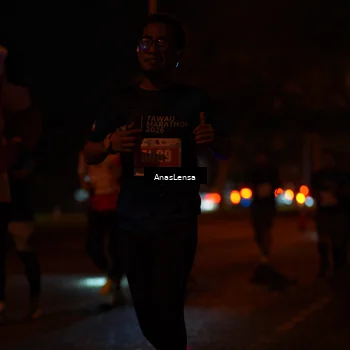 Runner Photo 4348504