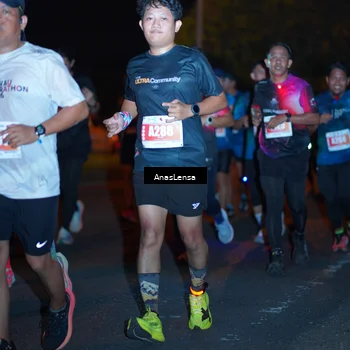 Runner Photo 4348518