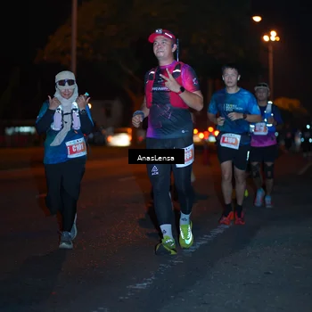 Runner Photo 4348571