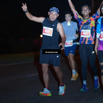 Runner Photo 4348593