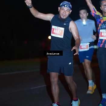 Runner Photo 4348597