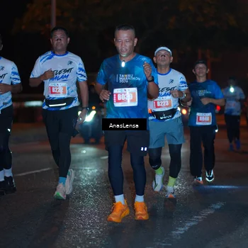 Runner Photo 4348654