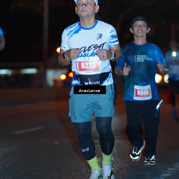 Runner Photo 4348674