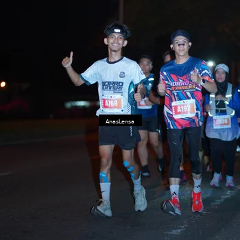 Runner Photo 4348702