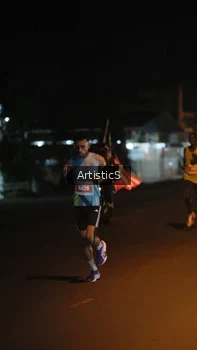 Runner Photo 4348764