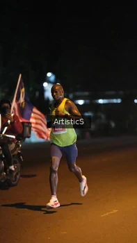 Runner Photo 4348770