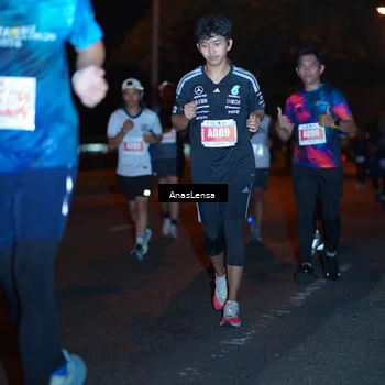 Runner Photo 4348809