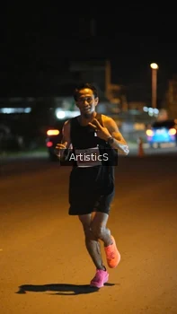 Runner Photo 4348831