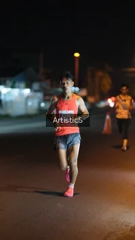 Runner Photo 4348883