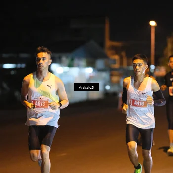 Runner Photo 4348993