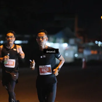 Runner Photo 4348994