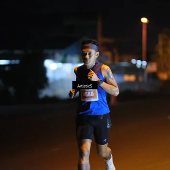 Runner Photo 4349032