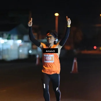 Runner Photo 4349048