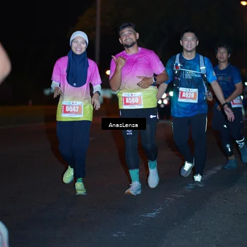 Runner Photo 4349064
