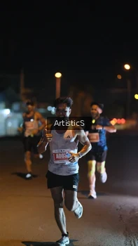 Runner Photo 4349069