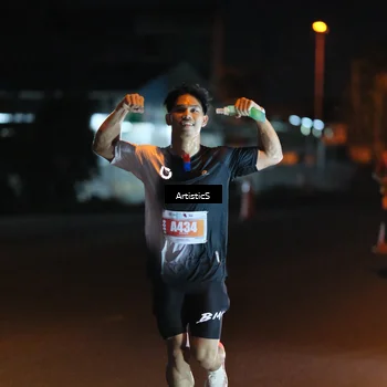 Runner Photo 4349093