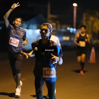 Runner Photo 4349098