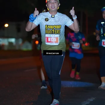Runner Photo 4349116