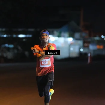 Runner Photo 4349123