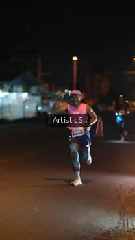Runner Photo 4349127