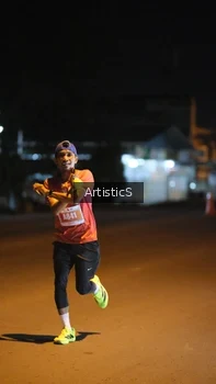Runner Photo 4349130